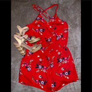 Arizona Jean Co Floral Romper 🌺
